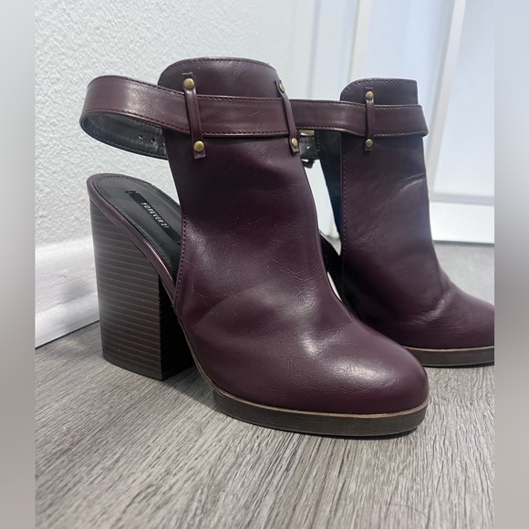 Forever 21 Burgundy Stacked Heel Booties Size 8 - Picture 1 of 5